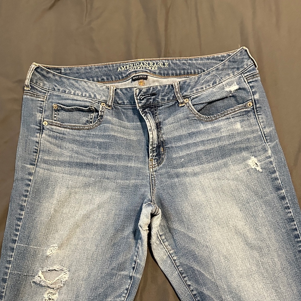 American Eagle Outfitters Light-Medium Blue Skinny Jeans